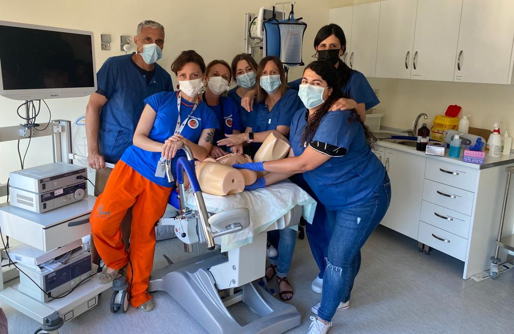 La UGC de Ginecología y Obstetricia del Área Sur de Granada forma a sus profesionales en emergencias obstétricas